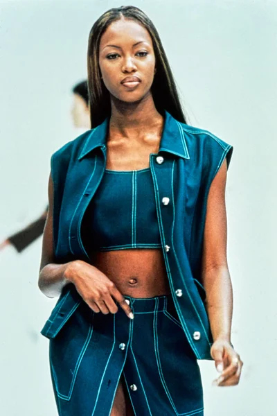 Look 3